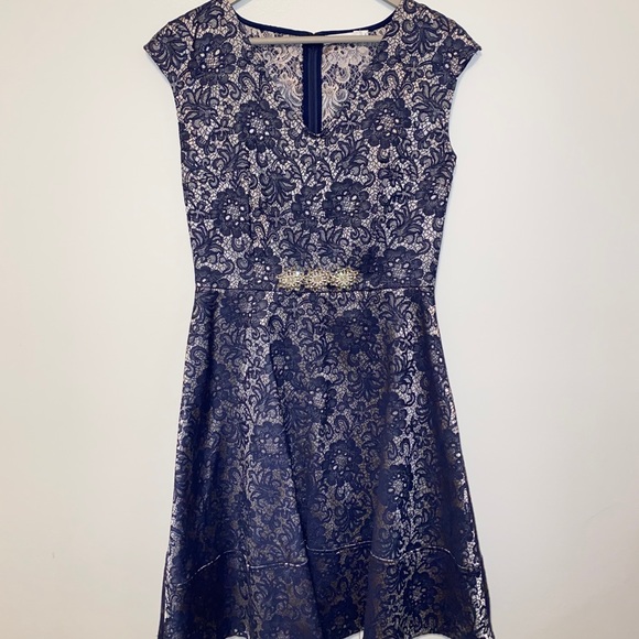 Patterned dress - Picture 2 of 2